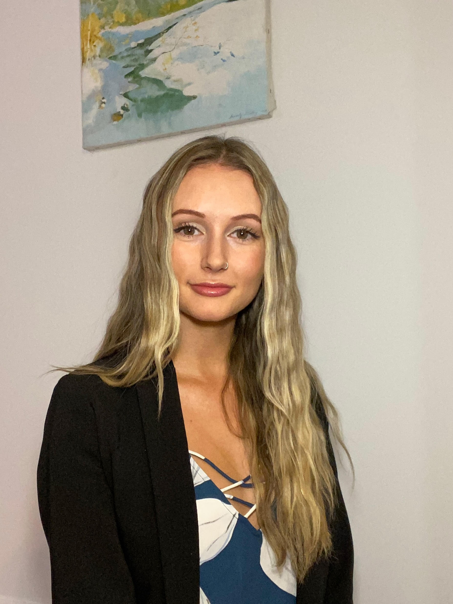 Dietitian small bio picture