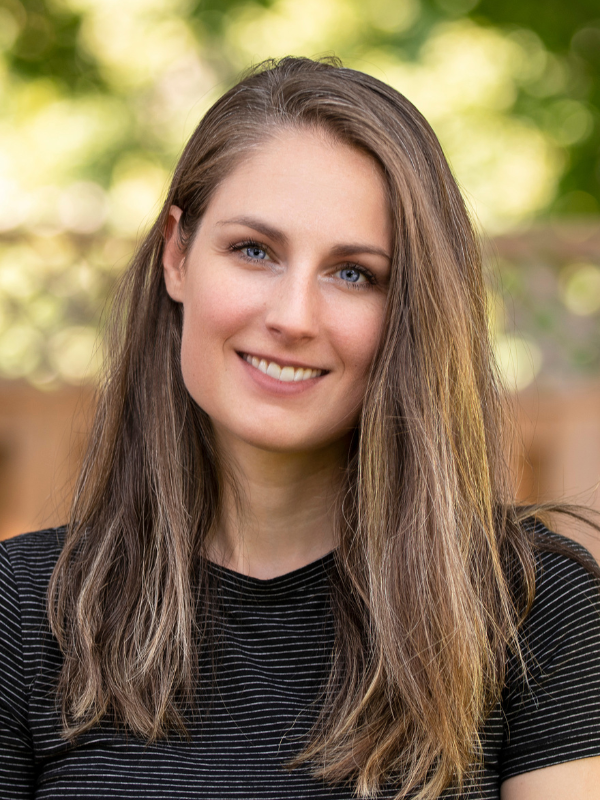 Dietitian small bio picture